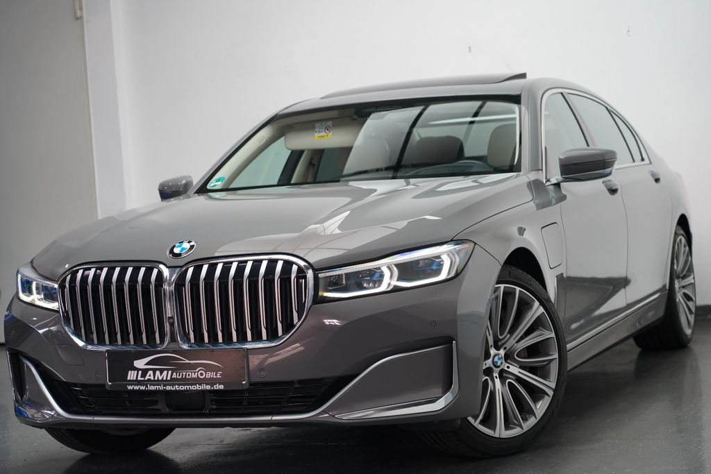 2019 BMW 745