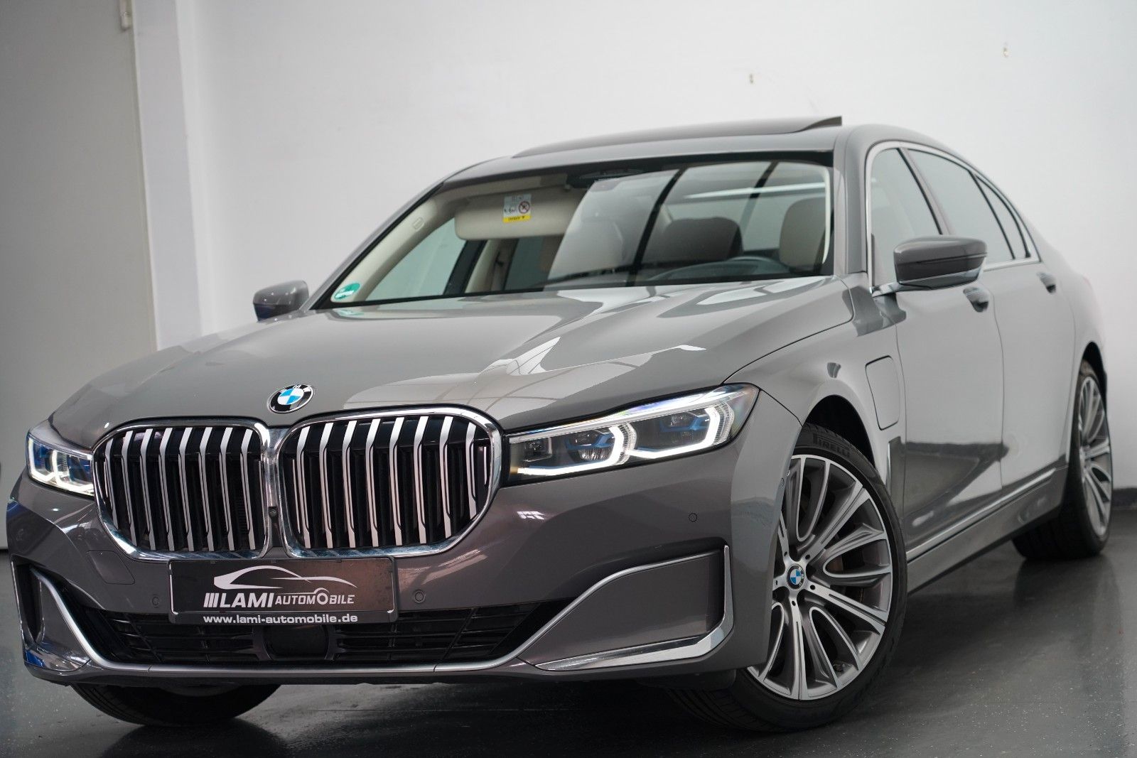 BMW 745 L e xDrive LASER 360 MASSAGE HUD GSD SOFT