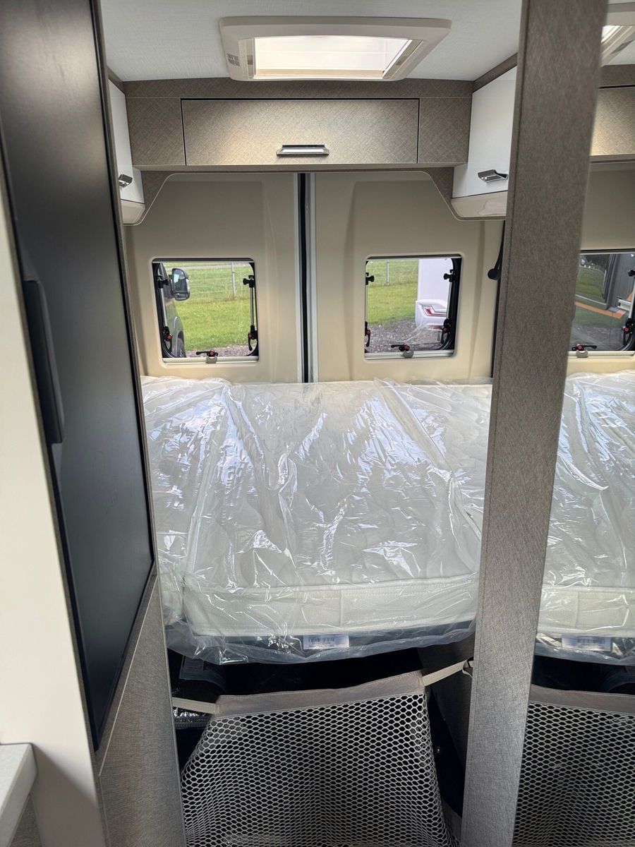 Fahrzeugabbildung Karmann Davis Lifestyle DA 590 LS Panorama Dachfenster