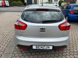 Kia Rio Edition 7* 1,4 - gebrauchte Kia Rio aus dem Jahr 2011