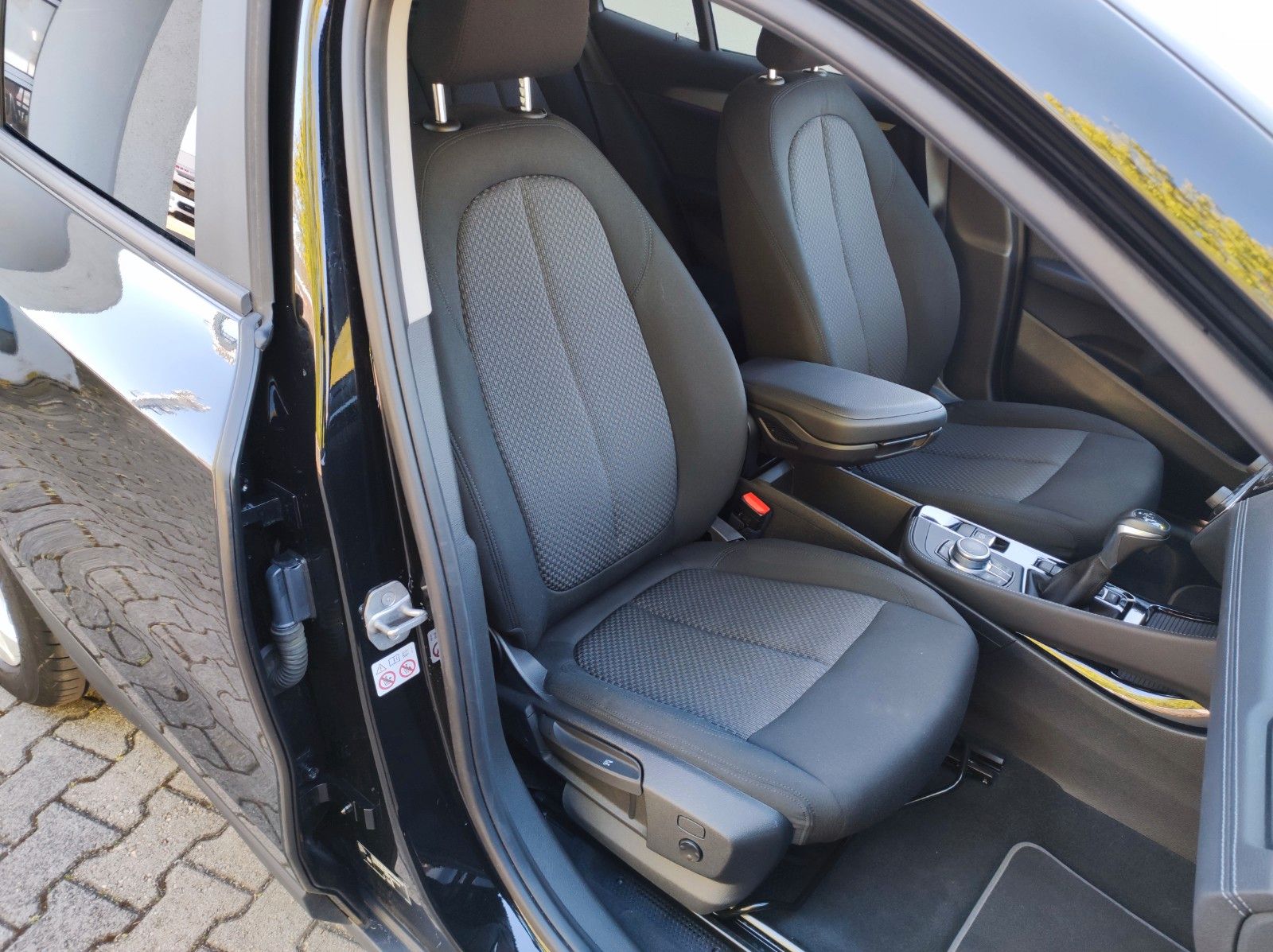 BMW X2 xDrive 25e PHEV Advantage LED Navi ACC foto 9