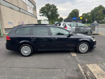 Volkswagen Passat Variant - 8