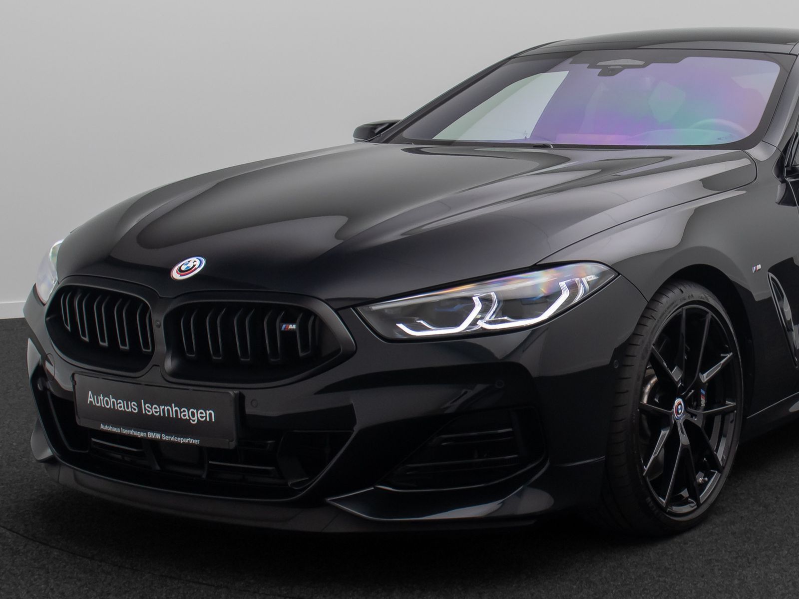 Fahrzeugabbildung BMW M850i xD Gran Coup&eacute; 360&deg; DAB Laser SoftClose 20"