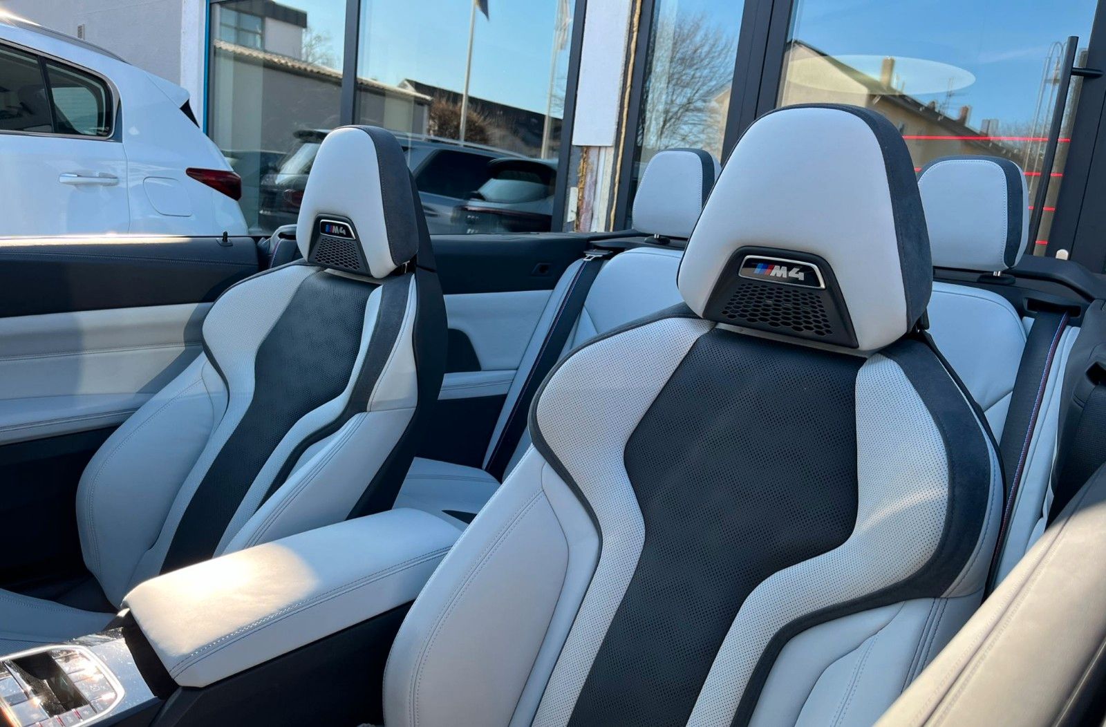 Fahrzeugabbildung BMW M4 Cabrio G83 xDrive Competition*Carbon*Laser*