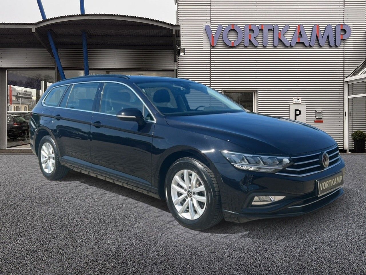 Volkswagen Passat Variant Business 2.0 TDI PANO R-Kamera imagem 3