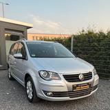 Volkswagen Touran Freestyle Neu TÜV  / 7 Sitze - VW Touran Gebrauchtwagen in Wiesbaden