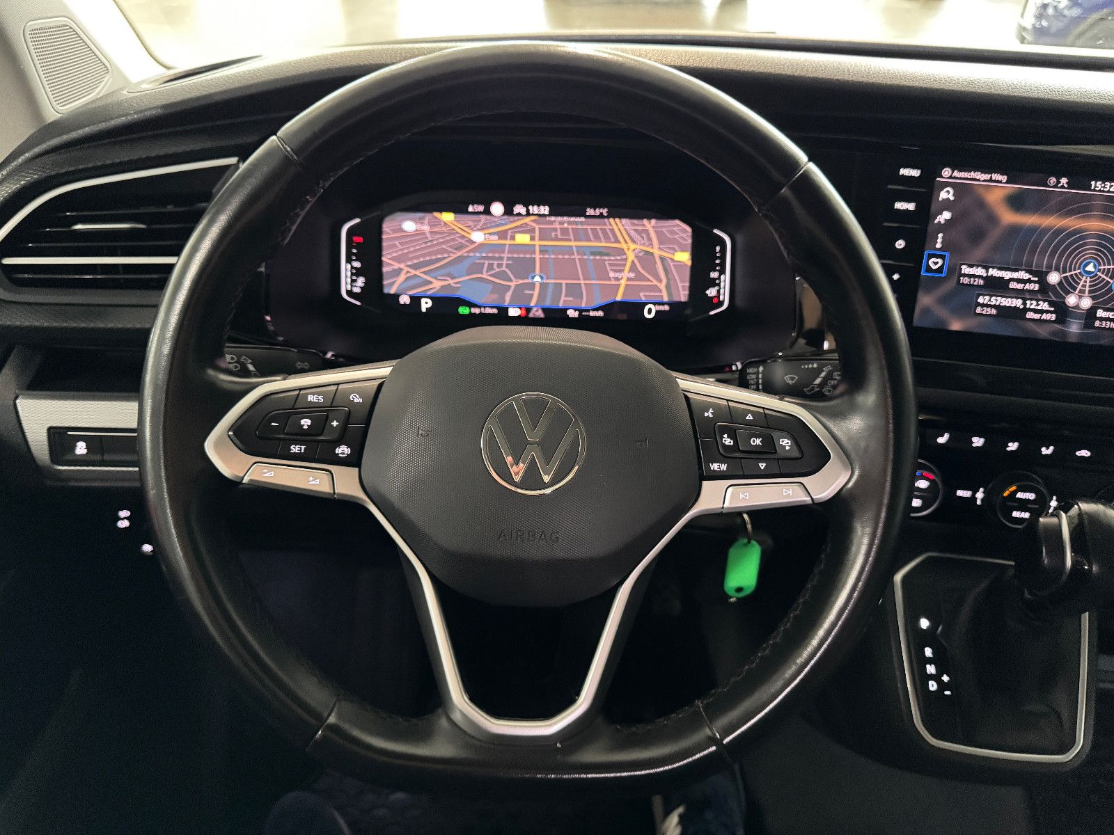 Fahrzeugabbildung Volkswagen T6.1 DSG 4MOTION IQ.DRIVE 7SITZER GENERATION SIX