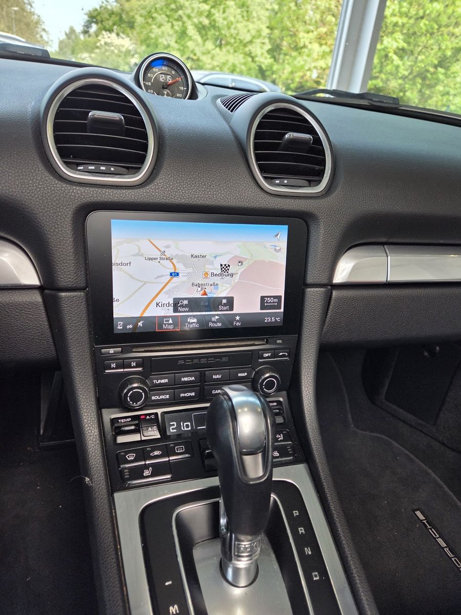 Fahrzeugabbildung Porsche Boxster/718/Lava-Orange/Sport Chrono/20 ZOll