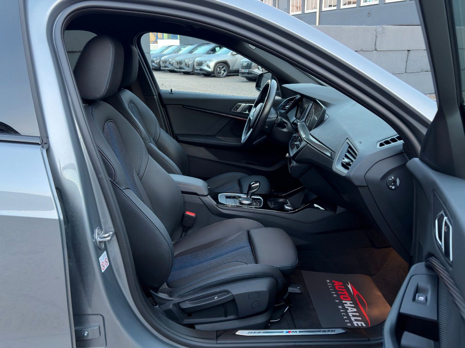 Fahrzeugabbildung BMW 118i Aut. M Sport Tempomat CarPlay SHZ LED PDC