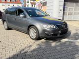 Volkswagen Passat Variant 2.0 TDI DPF DSG Highline Vari... - gebrauchte VW Passat Variant aus dem Jahr 2007