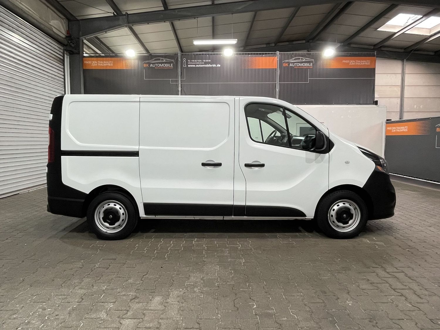 Fahrzeugabbildung Opel Vivaro Kasten L1H1 2,9t #Sortimo#Navi#Klima#
