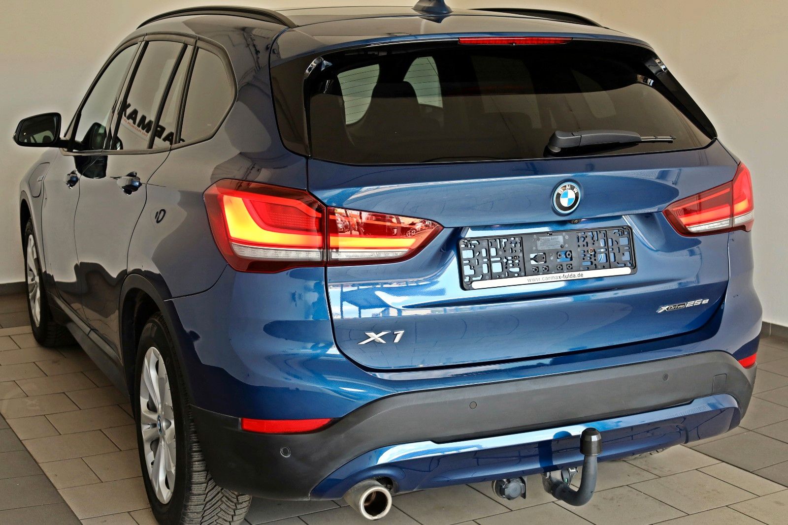 Fahrzeugabbildung BMW X1 xDrive 25 e Advantage,Leder,Navi,Pano,HUD,AHK