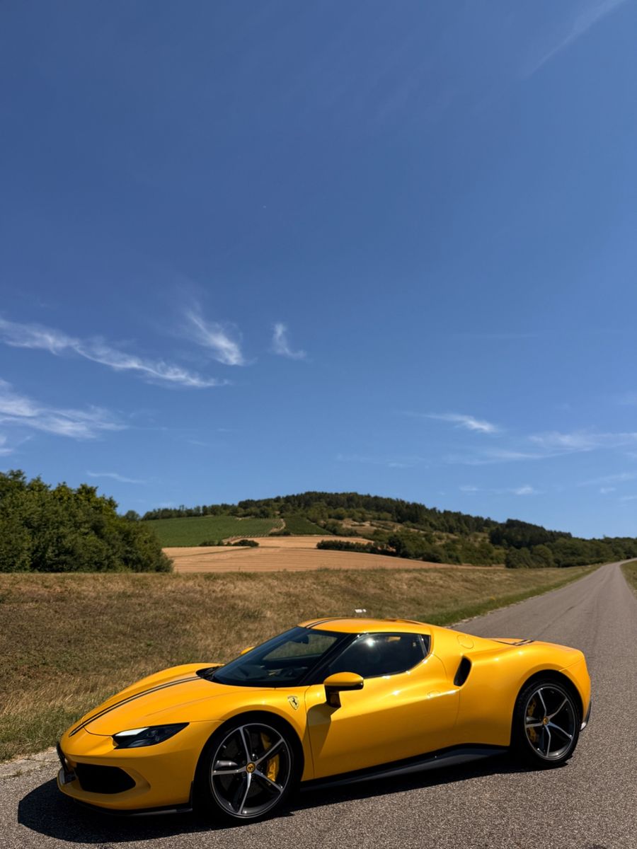 Ferrari 296 GTB/LIFT/Carbon/Racingseat/Deutsch/JBL/Cam foto 4
