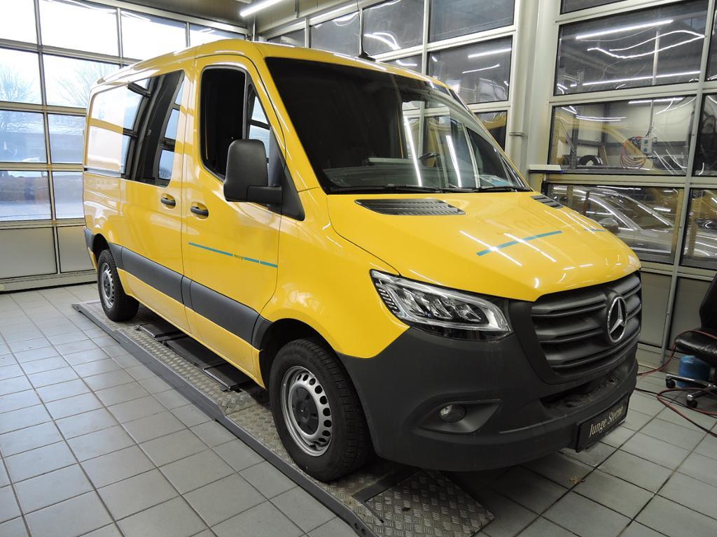 Mercedes-Benz Sprinter 215CDI Kompakt AHK/LED/KLIMA/DAB/MBUX