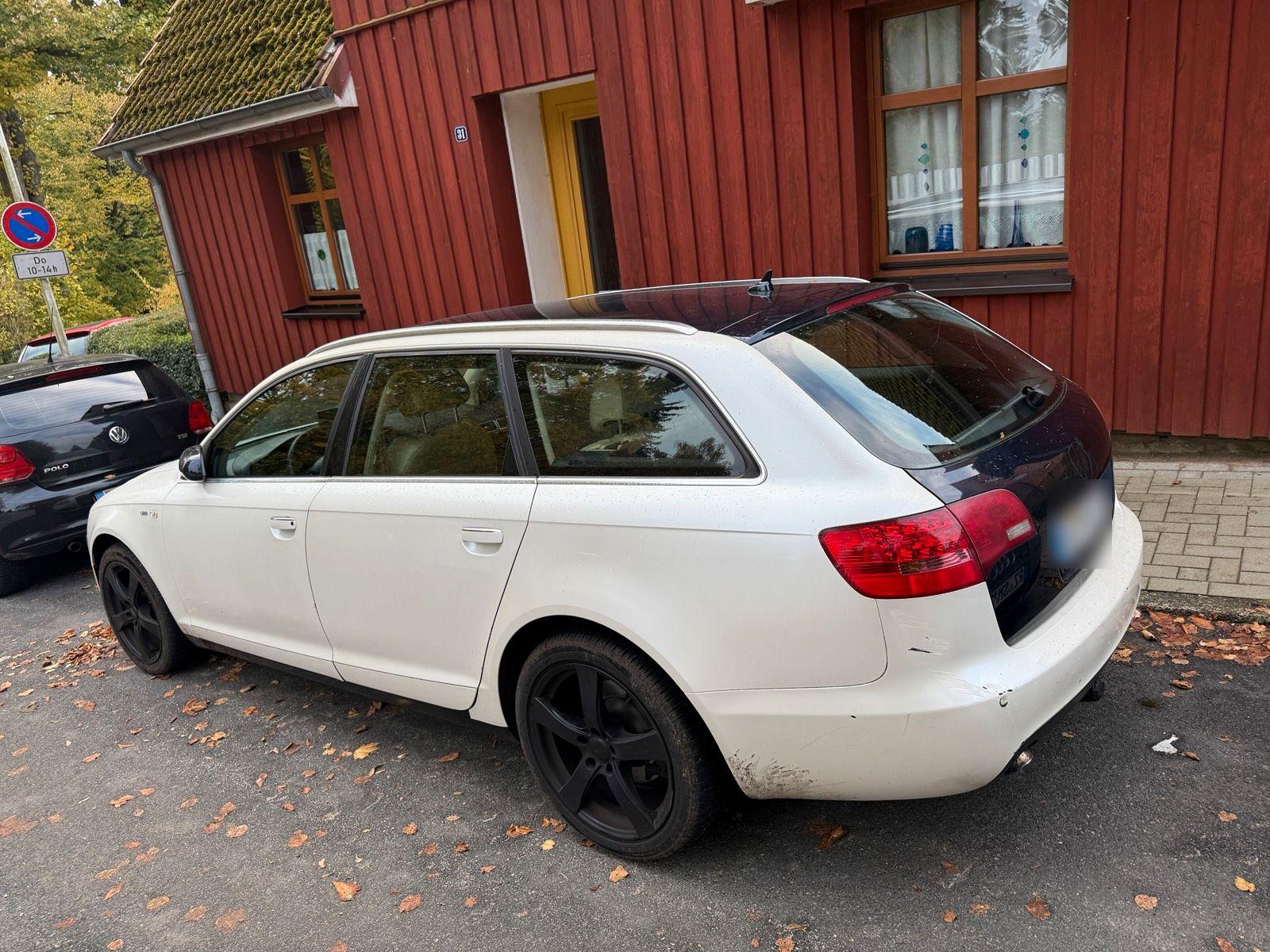 Audi Quattro 2005 — rear view