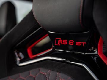 2024 AUDI RS6 — миниатюра 26