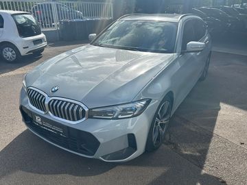 BMW 330 330 i xDrive M Sport