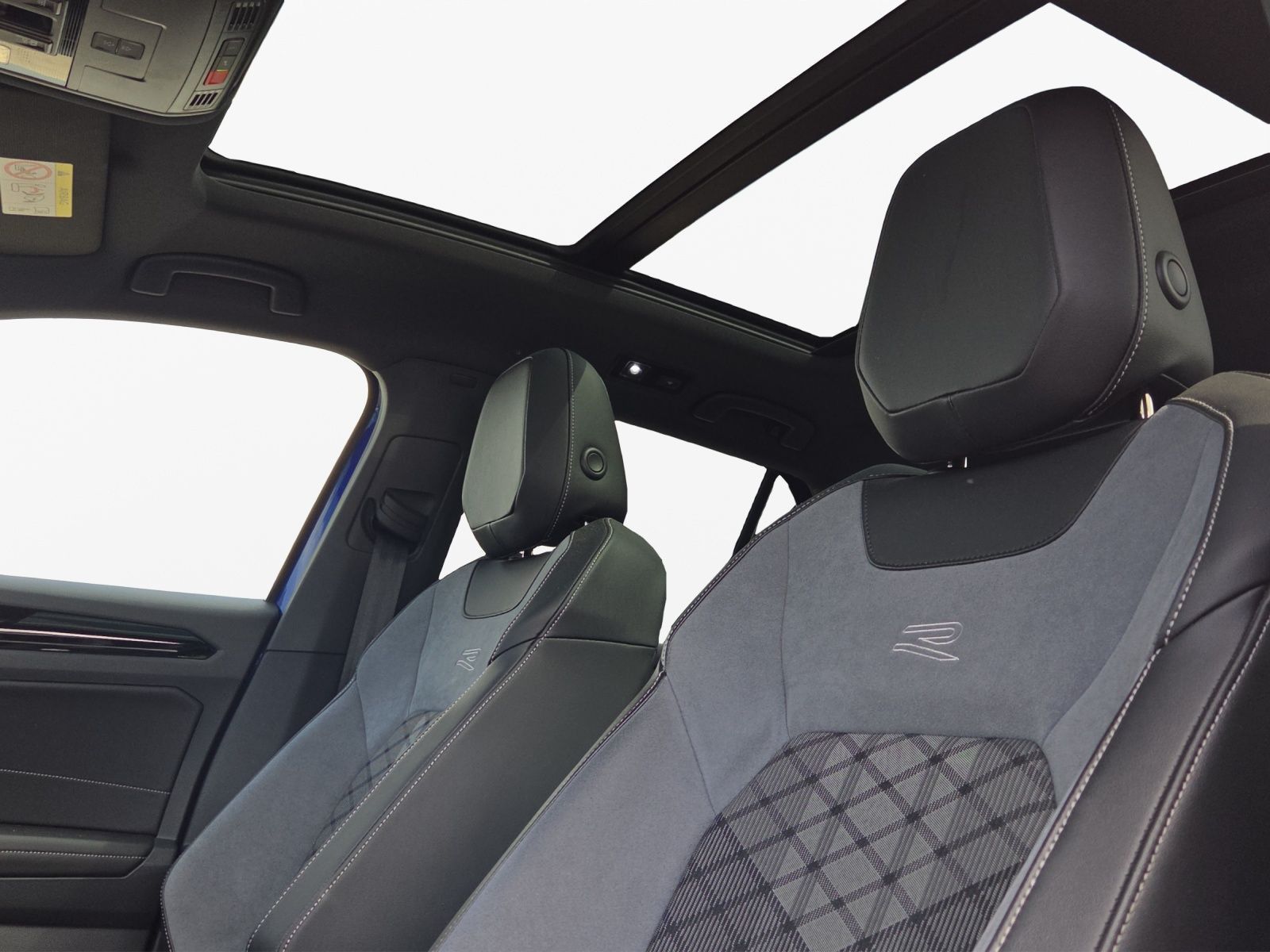 Volkswagen T-Roc - Bild 13