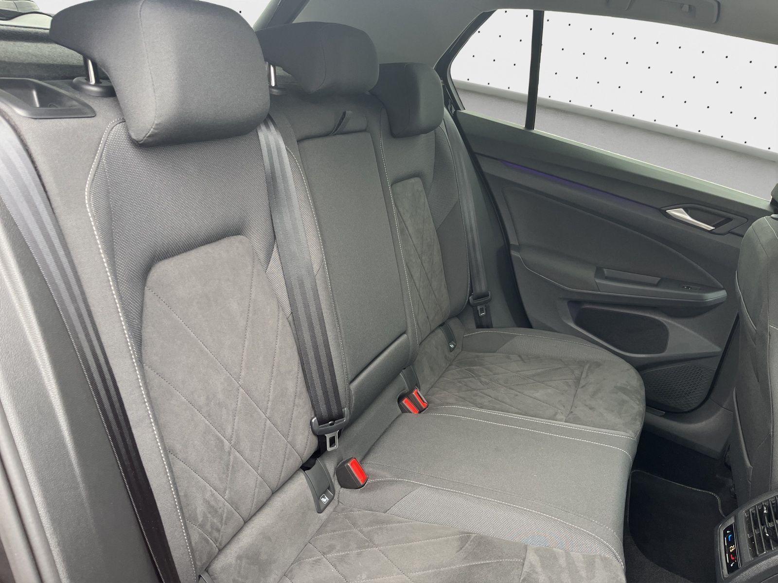 Volkswagen Golf - Bild 14