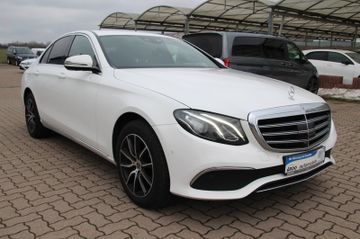 Mercedes E 200 - 2