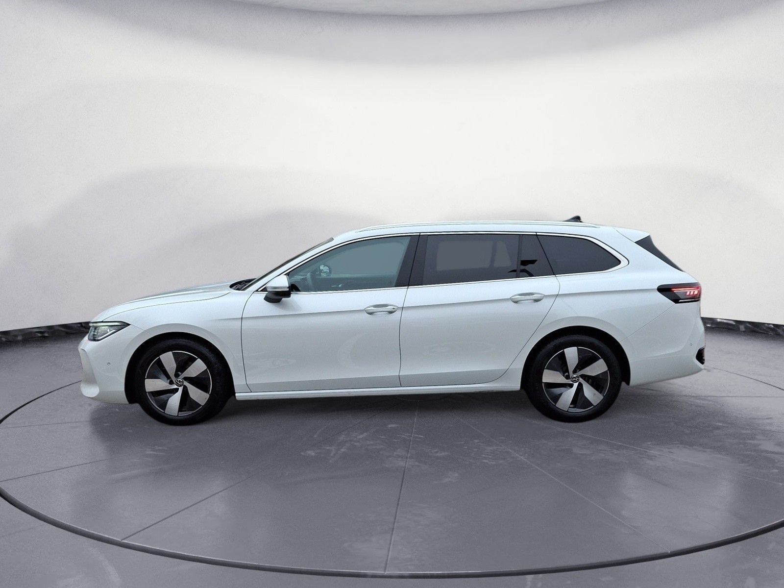 Volkswagen Passat - Bild 3