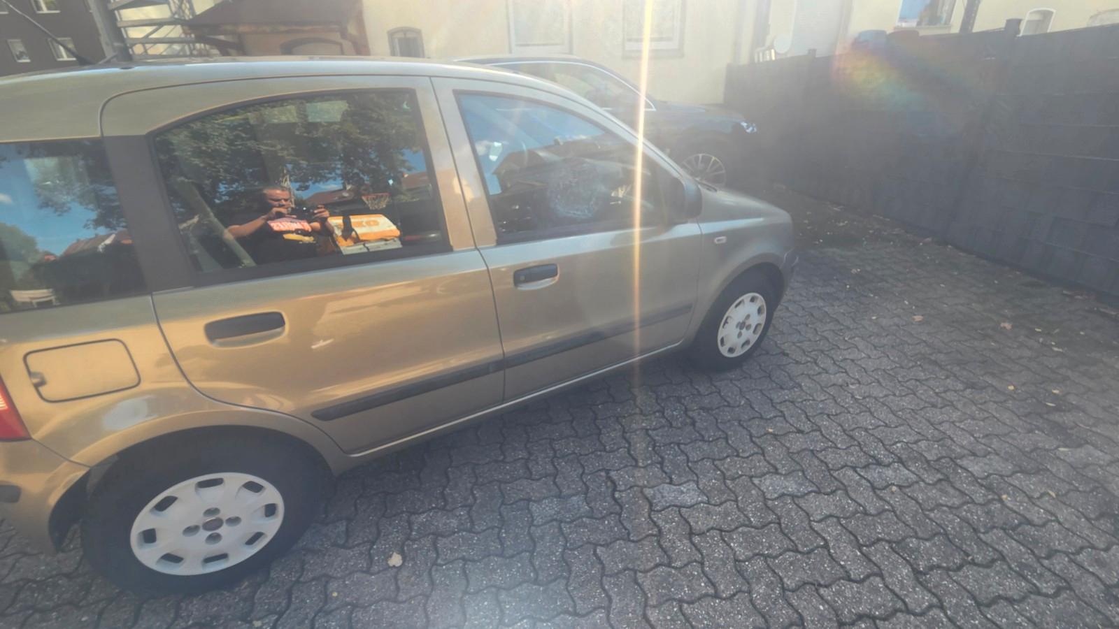 Fiat Panda  12.000 km und frischen tüv