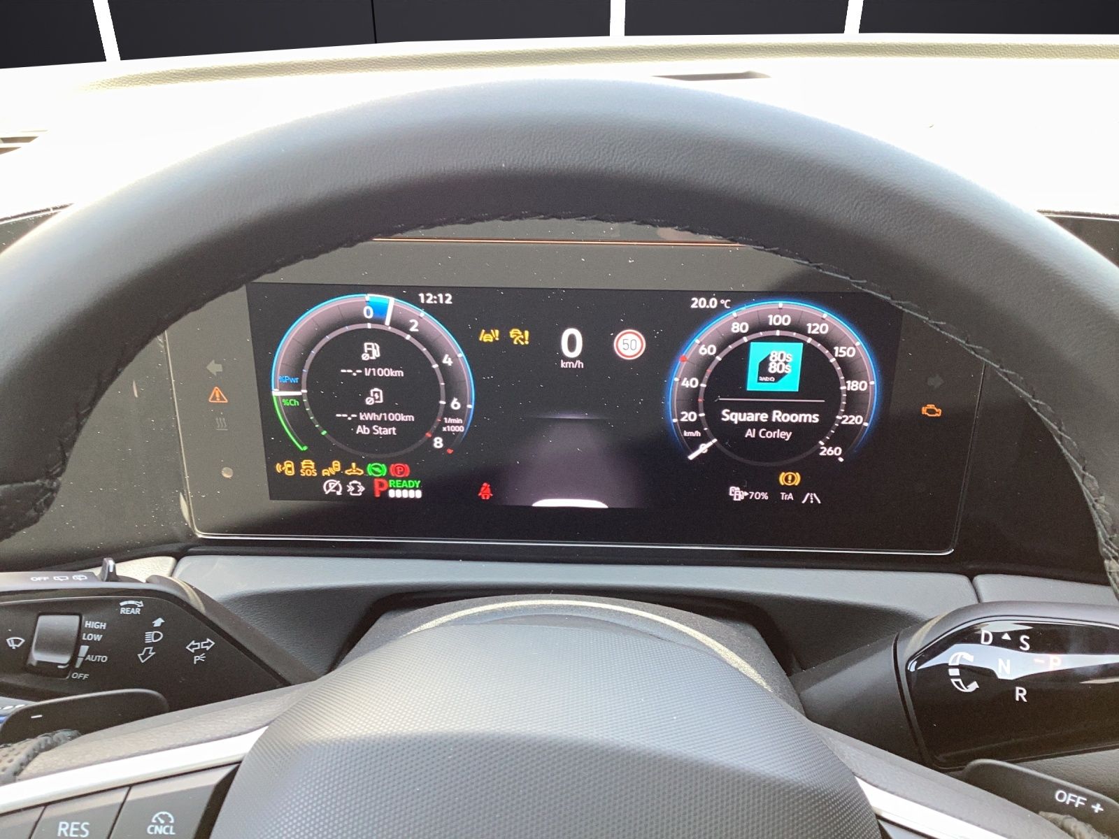 Fahrzeugabbildung Volkswagen Tiguan 1.5 TSI eHybrid 200 kW R-Line AHZV  IQ.LI