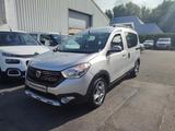 Dacia Dokker Blue dCi 95 Stepway Klima/Navi/Cam/AHK - silberne Dacia Dokker