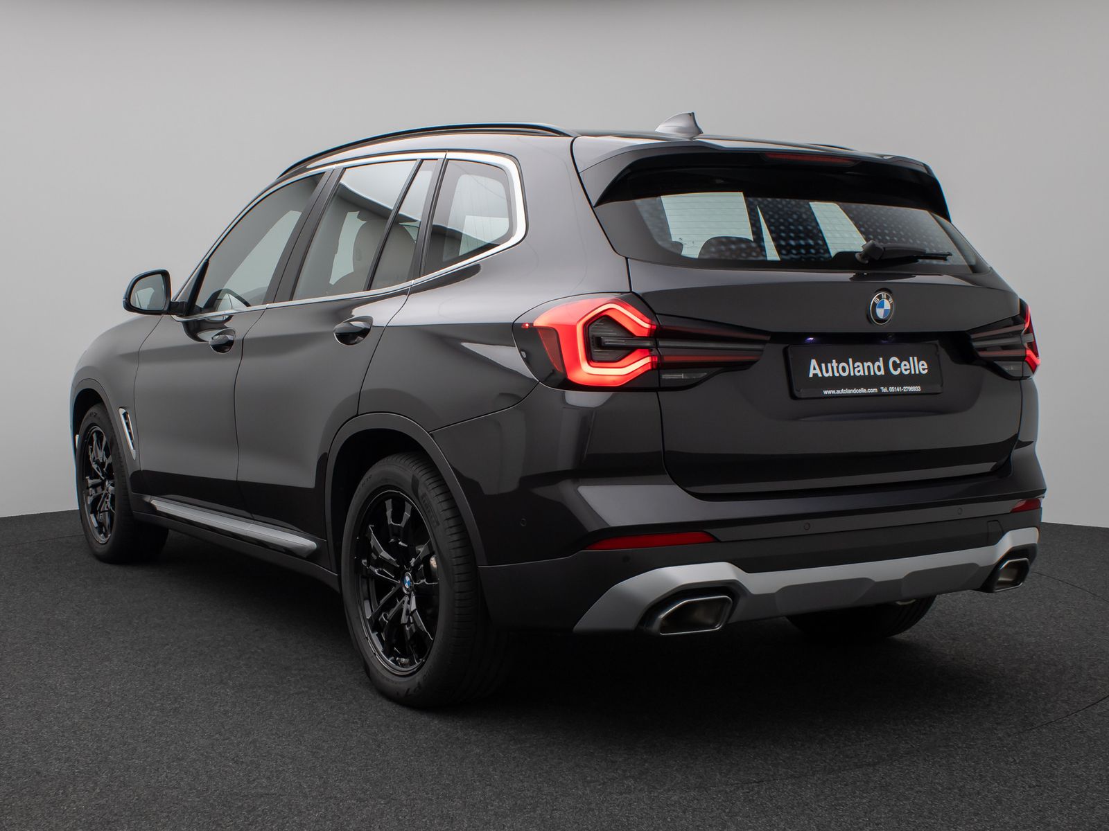 Fahrzeugabbildung BMW X3 xD20d Panorama Kamera DAB AHK Sport 19Zoll