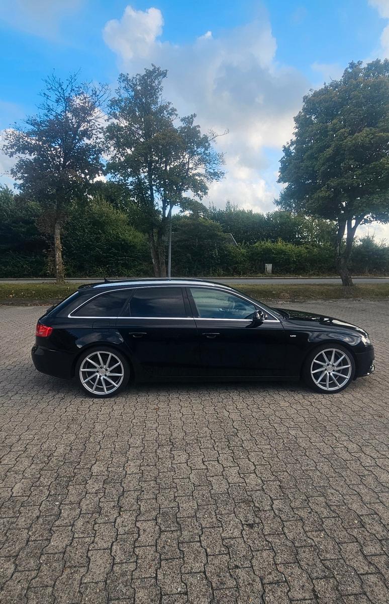 Audi A4 2010 — photo 5