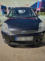Ford Fiesta 1.6 Benzin - Ford Fiesta aus 2005: 1.6