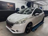 Peugeot 208 GTi/2.HD/JBL/NAVI/PANO/LED/LEDER/SCHECKHEFT - gebrauchte Kleinwagen in Aalen