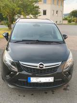 Opel Zafira Tourer  Automatik 7-Sitzer 1.4 Turbo - Opel Zafira Tourer von privat