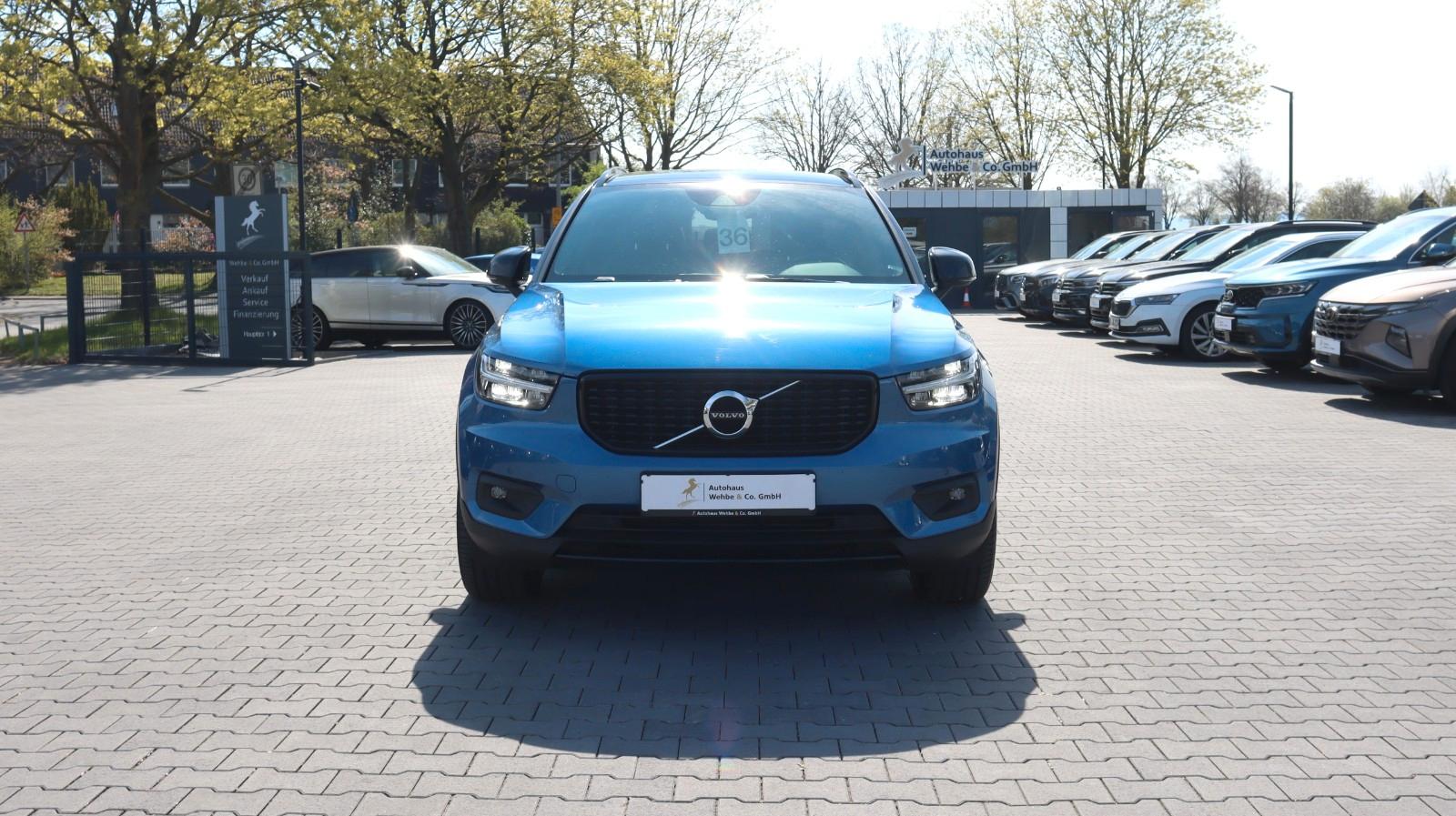 Volvo XC40 R Design AWD Harman ACC Spur CarPlay Kamera