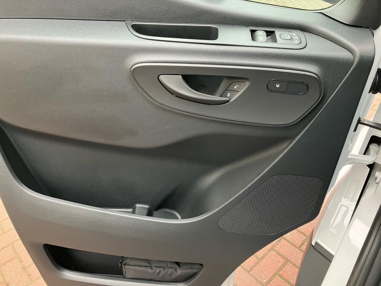 Fahrzeugabbildung Mercedes-Benz Sprinter 315 CDI Pritsche Klima Navi Kamera