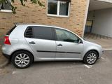 Volkswagen Golf 5 - Volkswagen Golf aus 2004: Golf5