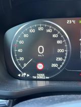 Volvo XC60 D4 R Design Geartronic R Design - Volvo Gebrauchtwagen in Rosenheim