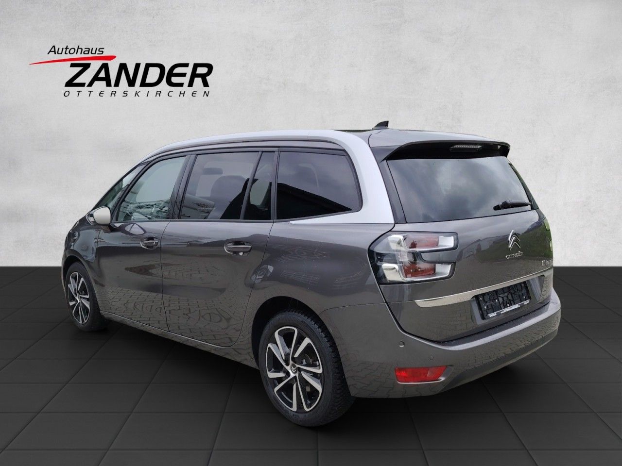 Fahrzeugabbildung Citroën Grand C4 Picasso/Spacetourer Shine Pack 7-Sitzer