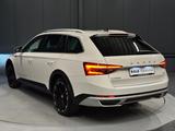Skoda Superb Combi Scout 4x4 *19Zoll*COLUMBUS*CarPlay* - Skoda Superb: Kombi