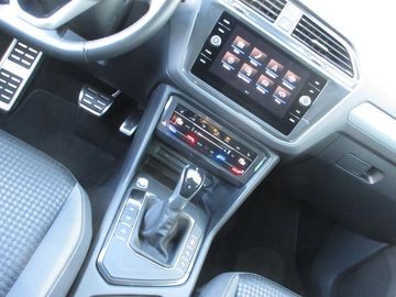 Volkswagen Tiguan - 4