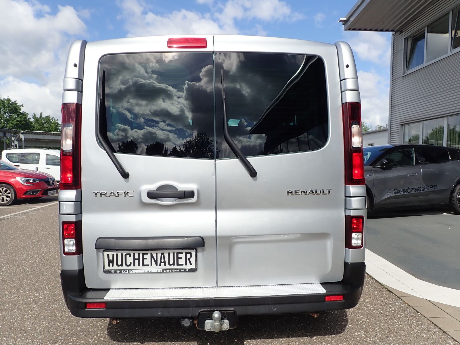 Fahrzeugabbildung Renault Trafic Combi L1H1 3,0t (8 Sitze) Life dCi 170