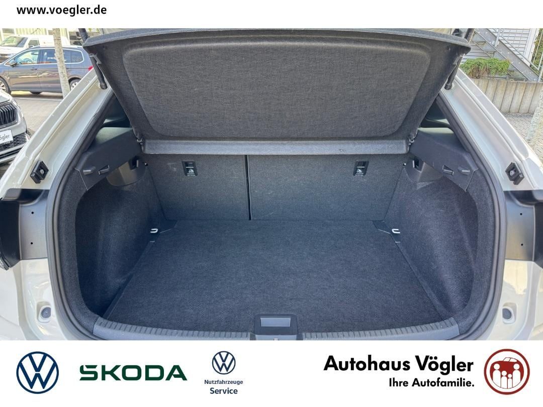 Taigo 1,0 TSI DSG R-Line AHK Kamera Navi