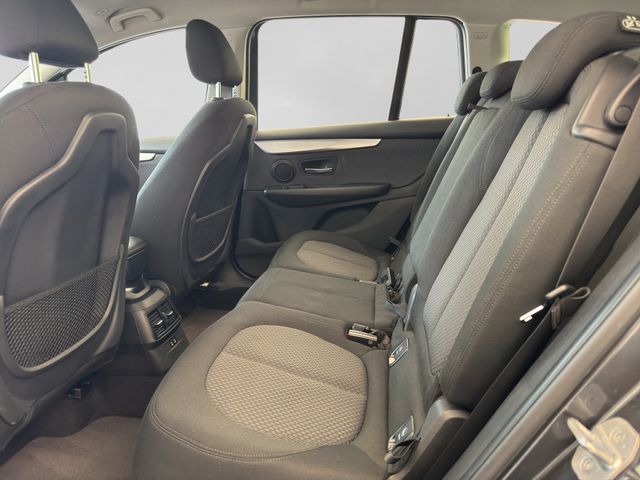 Fahrzeugabbildung BMW 218i Gran Tourer 7-Sitzer+LED+Navi+Kamera+AHK