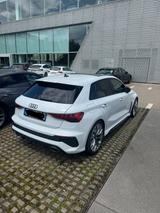 Audi RS3 2.5 TFSI S tronic quattro Sportback - - Audi RS3 mit Benzin-Antrieb: Kombi, 2.5