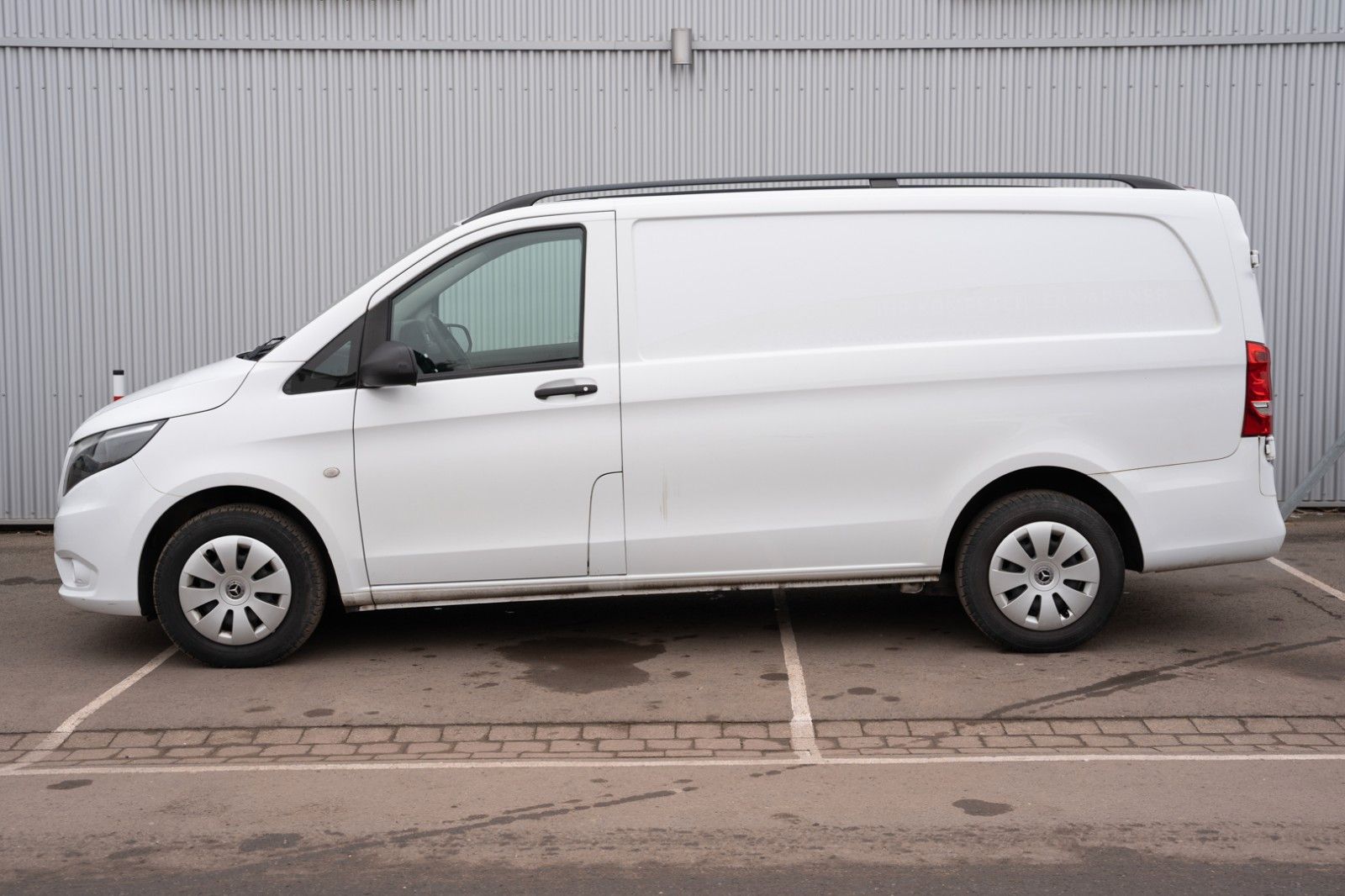 Fahrzeugabbildung Mercedes-Benz VITO KASTEN 114 CDI BT RWD LANG AHK KLIMA SERVO