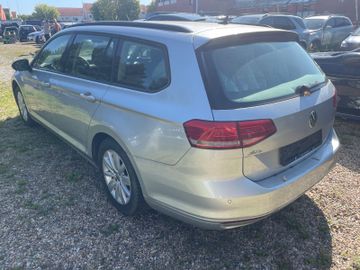 Volkswagen Passat Variant - 6
