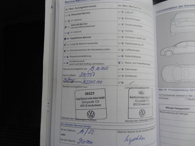 Fahrzeugabbildung Volkswagen Passat Lim. Comfort/Xenon/Navi/140PS/2.Hd/