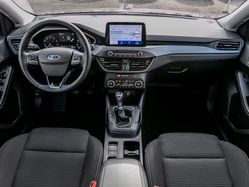 Ford Focus Turnier 1.0 Titanium Kamera Navi LED