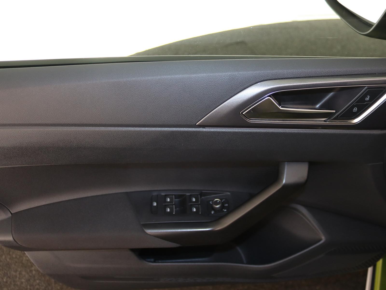 Volkswagen Taigo 1.0 TSI Style MATRIX-LED PANO NAVI KAMERA