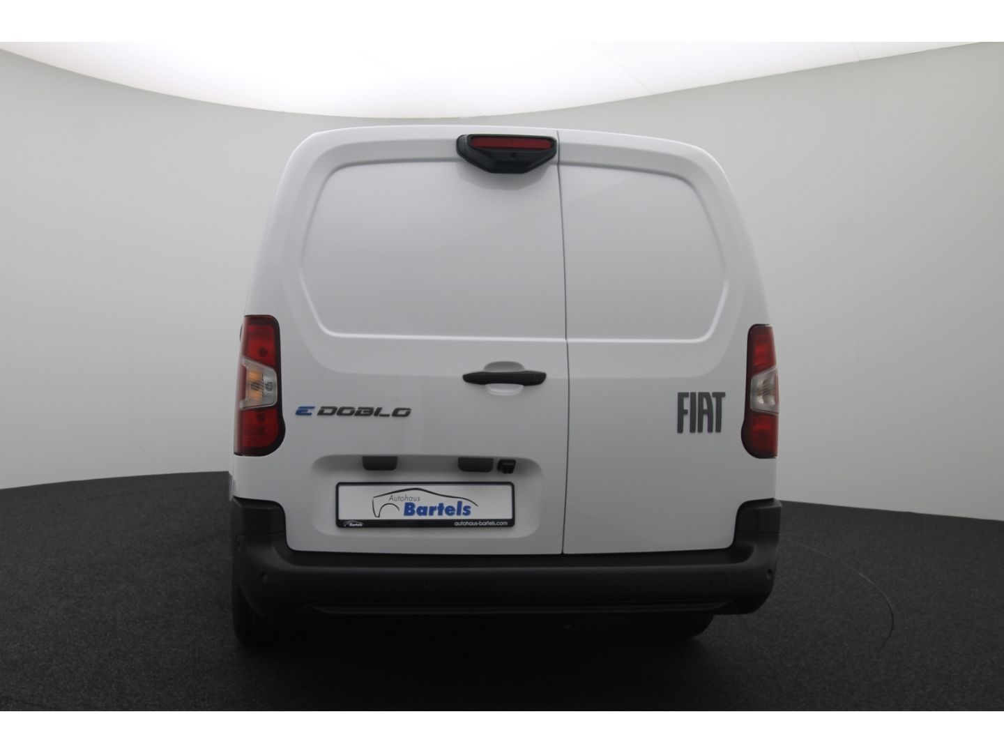 Fahrzeugabbildung Fiat  E- Doblò Kastenwagen XL 100 kW